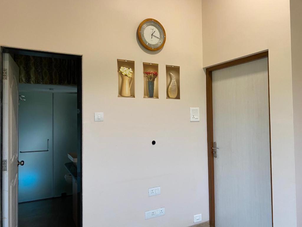 Villa Nessies Nagaon à Alībāg Extérieur photo